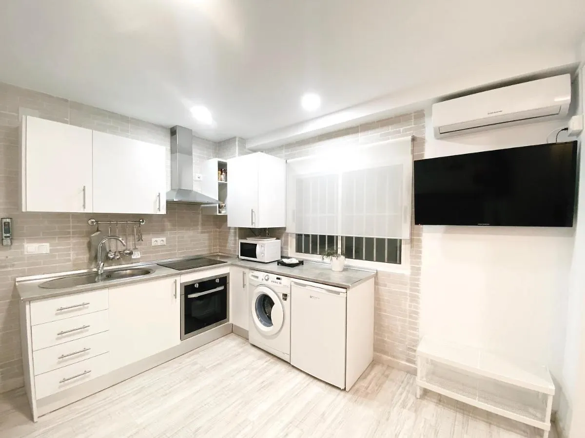 Gmc Turistics - La Casita De Atarazanas Lägenhet Málaga Spanien